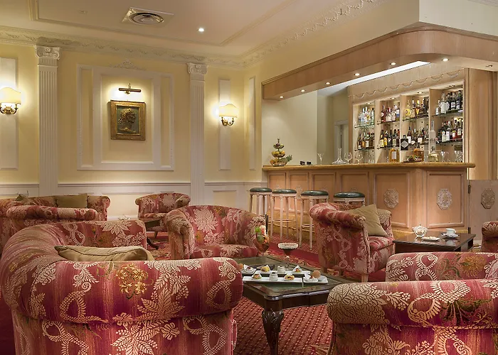 Radisson Blu Ghr 4*