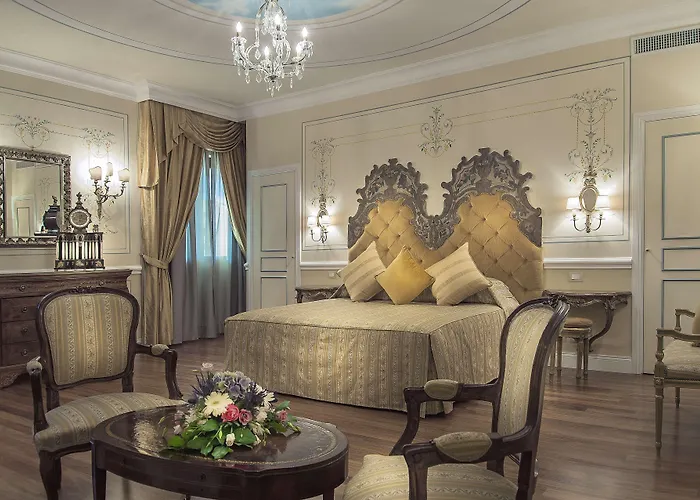 Radisson Blu Ghr 4*