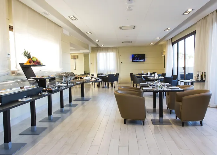 Radisson Blu Ghr Hotel 4*